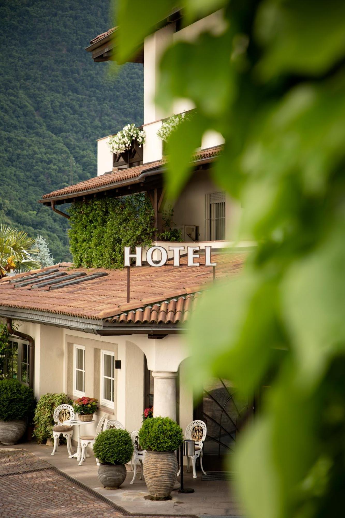 Hotel Magdalener Hof Bolzano Esterno foto